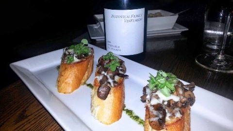 SeaLegs Wine Bar drunken forest mushroom Crostini