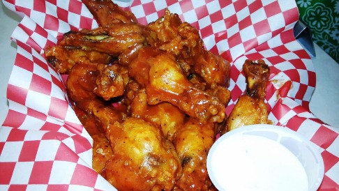 Johnn'y Real  New York Pizza Buffalo Wings