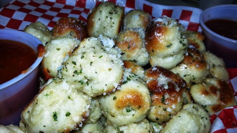 Johnn'y New York Pizza Garlic Nots