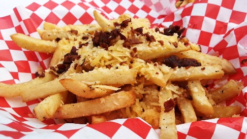 OC Fair Bacon-a-Fair Bacon Gouda Fries