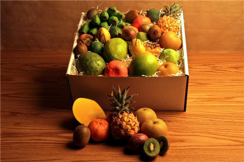 Melissas Vege Gift Basket 50_100 exotic