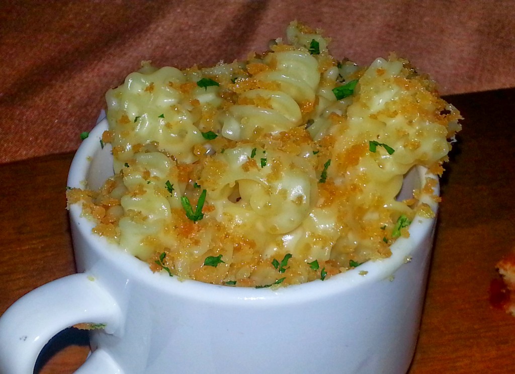 Shades Restaurant Mac N Cheese