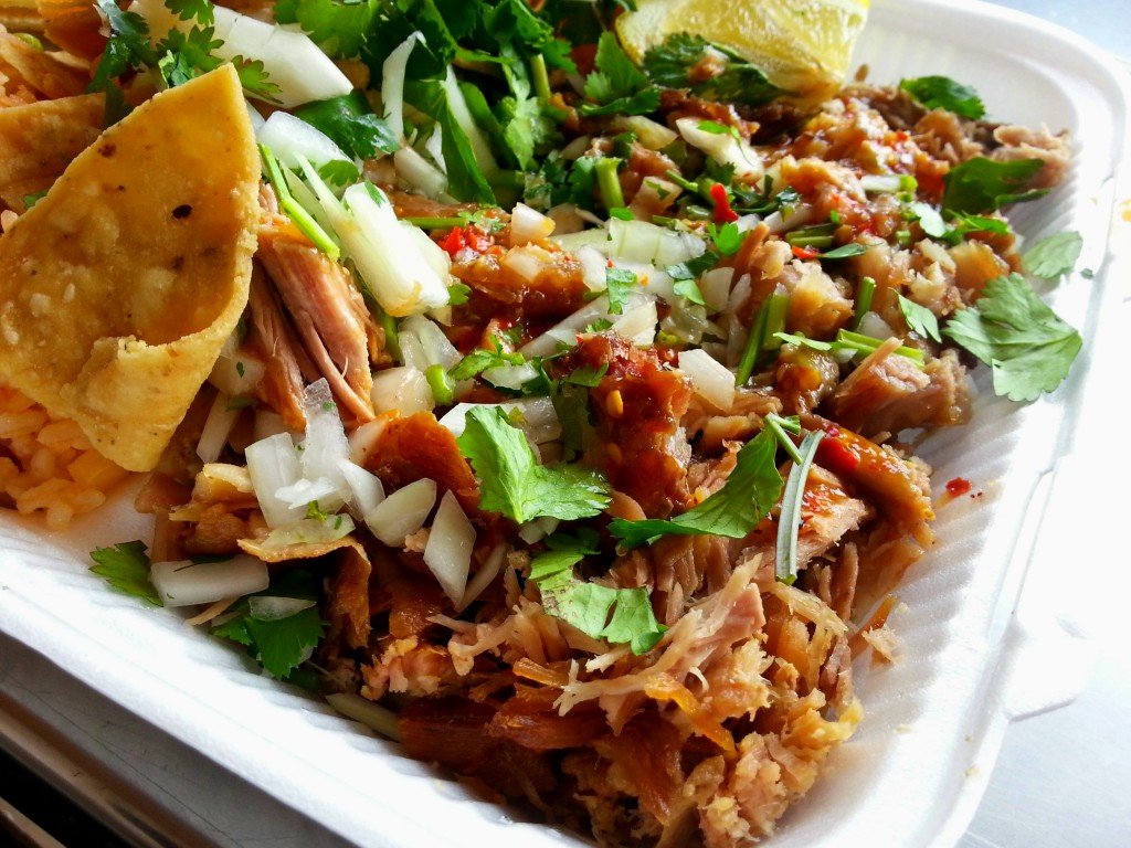 El Toro Bravo - Carne Combination Carnitas