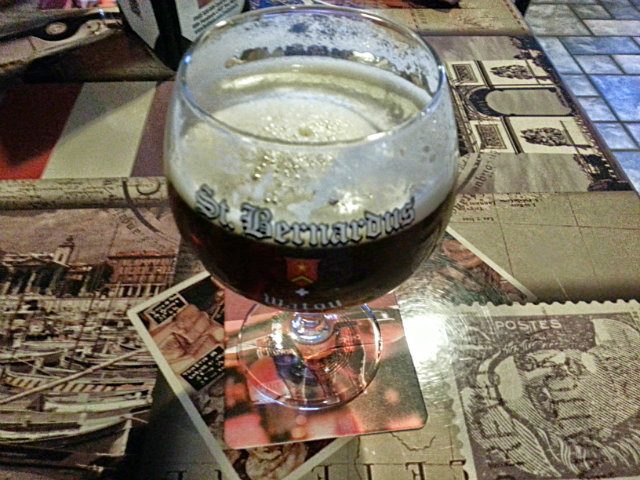 The Globe - St. Bernardus ABT12