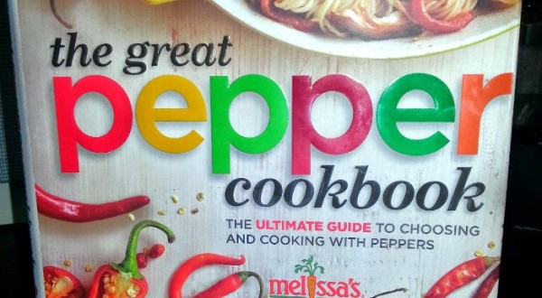 Review of Melissa’s Produce The Great Pepper Cookbook