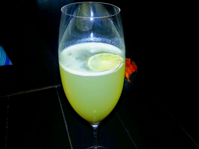 Rose Rabbit Lie Airmail cocktail