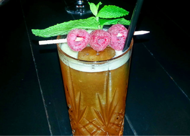 Rose Rabbit Lie Floradora Imperial