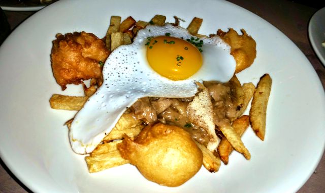 Social Costa Mesa - Duck Confit Poutine