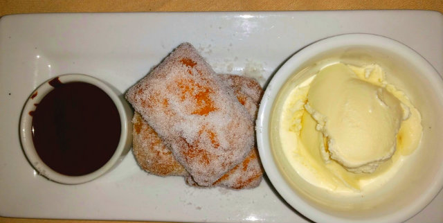 Harlow's Beignets