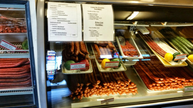 Ochoa's Chprizo Store - Case