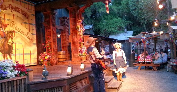 Top 10 Disneyland Restaurants for Adults - #10(tie) Big Thunder Ranch Barbeque Top 10 Disneyland Restaurants for Adults - #10(tie) Big Thunder Ranch Barbeque